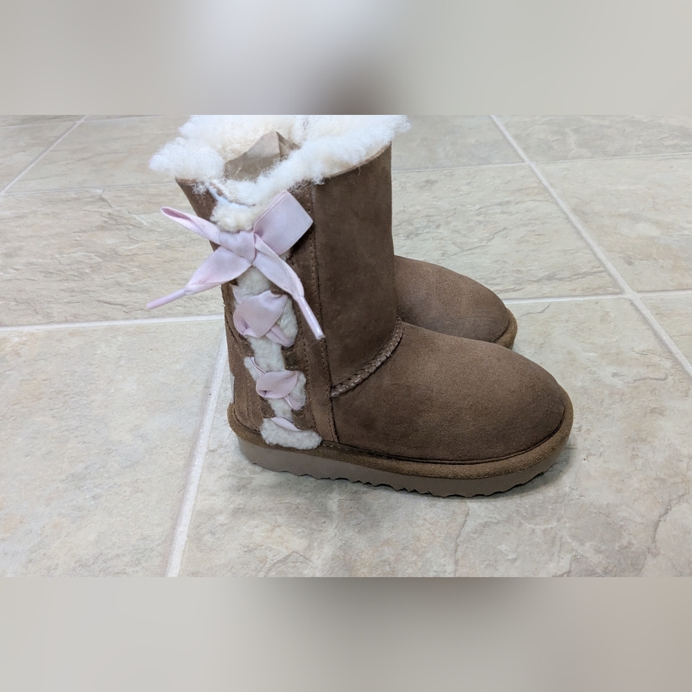 Ugg Girls Pala Boot Sz Toddler 9